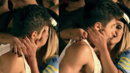 Valesca Popozuda tasca beijo na boca de Raphael Sander em novo clipe