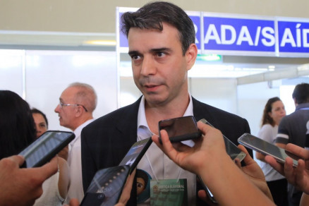 O procurador-geral do municpio, Nestor Fidelis: sucessora da CAB apresenta garantia