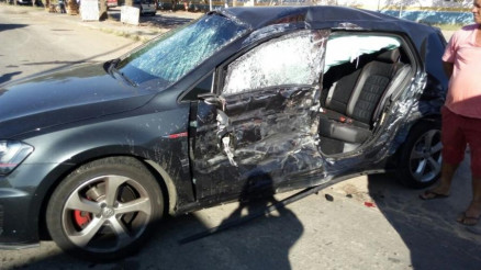 Carro em que Vinicius Bonemer, filho de F�tima Bernardes e William Bonner, e o amigo estavam na hora do acidente 