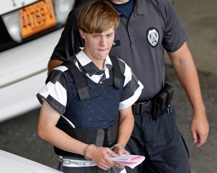   'Ningum me obrigou', disse Dylann Roof, falando em sua prpria defesa no tribunal federal de Charleston, na Carolina do Sul