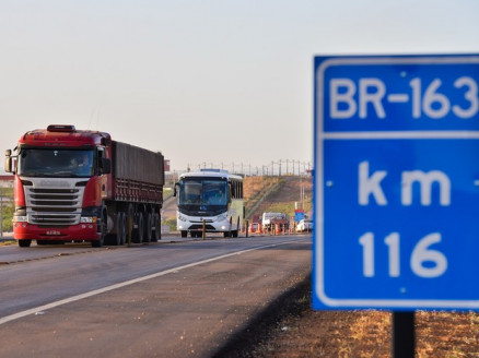 Deixar o local sem prestar socorro s vtimas configura infrao gravssima