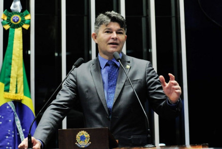 Senador Jos Medeiros (PSD): medida  um escrnio contra a populao