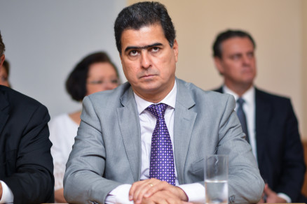 O prefeito de Cuiab Emanuel Pinheiro: contrato do saneamento sob anlise