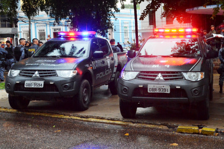 Ao longo do dia, especialmente no perodo vespertino, o plano estratgico empregar efetivo do policiamento 