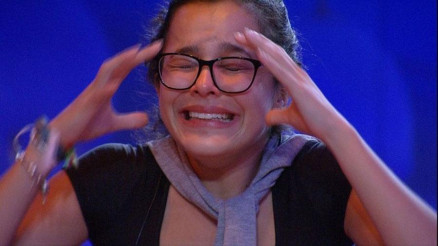 Emilly chora ao vencer prova do lder