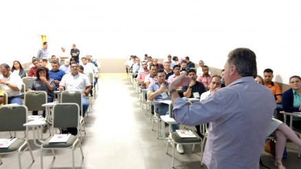 Com uma durao de 8 horas, o seminrio tambm reuniu cerca de 70 pessoas na capital 