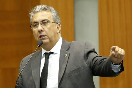 O deputado Adriano Silva, que se reuniu com diretor da Faespe