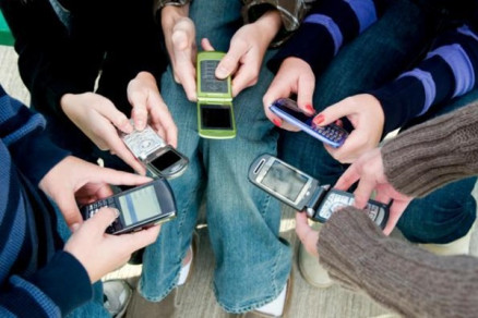 O uso de celulares fica restrito somente para atividades pedaggicas
