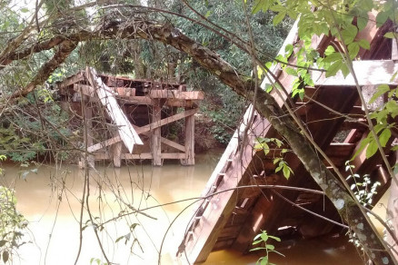 Chuvas fortes danificaram pontes e estradas