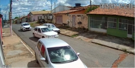Carro de jornalista foi roubado e ainda no recuperado