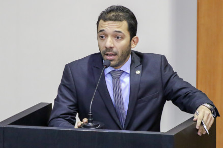 O apresentador e suplente de deputado estadual Jajah Neves