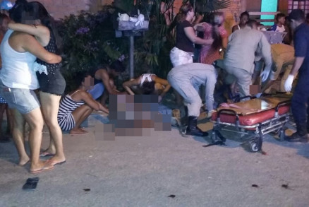 Duas vtimas morreram na hora, a terceira veio a bito aps dar entrada no hospital
