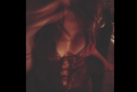 Pedro Scooby posta fotos sensuais de Luana Piovani