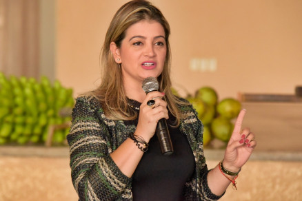 A prefeita de Juara, Luciane Bezerra: 