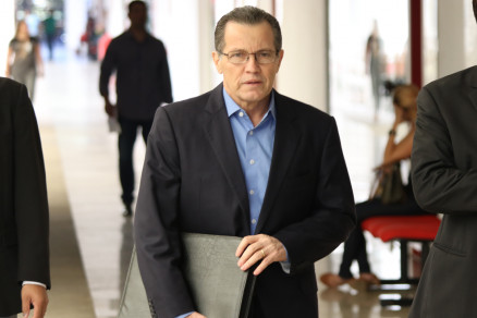 Silval Barbosa ao chegar no Frum de Cuiab, na tarde desta quinta-feira (20), para depor sobre a 4 fase da Operao Sodoma