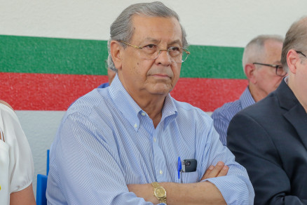 O vice-presidente do Democratas (DEM), ex-senador e ex-governador Jaime Campos