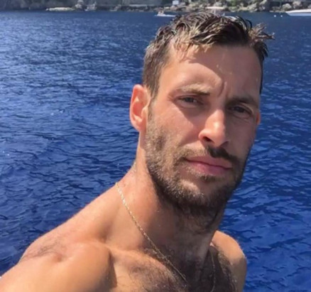 Simon Porte Jacquemus 