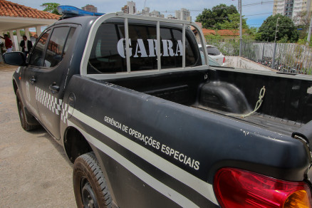 Viatura do Grupo Armado de Resposta Rpida (Garra)