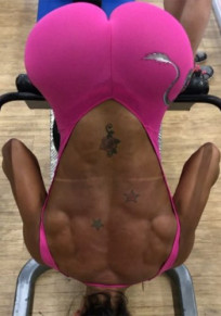 Gracyanne Barbosa mostra seu treino na Web