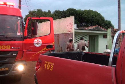 Bombeiros foram acionados para atender a ocorrncia