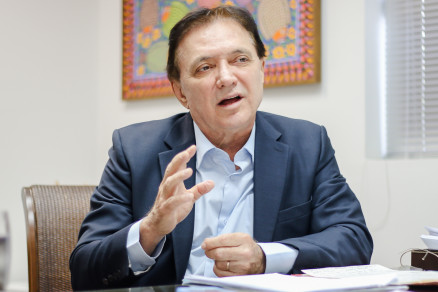 O conselheiro afastado Antonio Joaquim: tentativa de recondu��o ao TCE