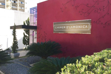 Fachada da joalheria Carmem D' Lamonica, que foi alvo de assalto