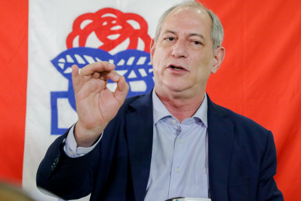 Ciro Gomes teceu duras crticas ao governador Pedro Taques