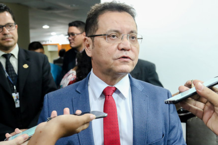 Botelho afirma que AL-MT no paga fornecedores por atrasos no duodcimo