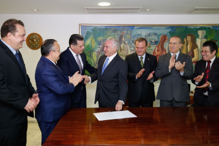 O evento em que o presidente Michel Temer sancionou o FEX 