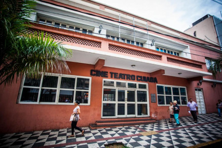 m Vrzea Grande ele desenhou a imponente igreja de Nossa Senhora do Carmo e a Ponte Srgio Motta, que liga a cidade a Cuiab