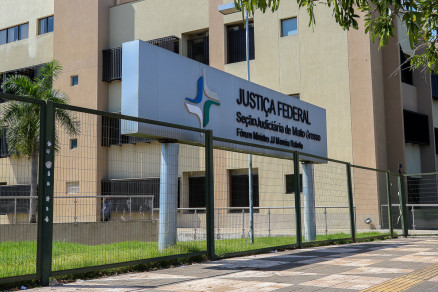 A fachada do prdio da Justia Federal em Cuiab