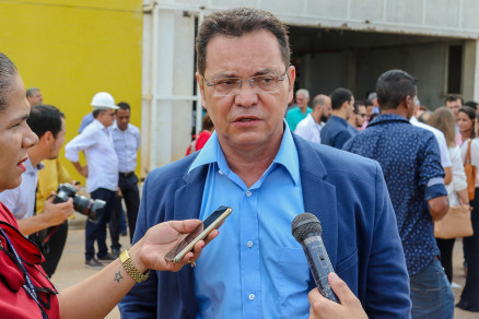 O presidente da Assembleia, Eduardo Botelho, qque foi scio de empresa alvo de operao