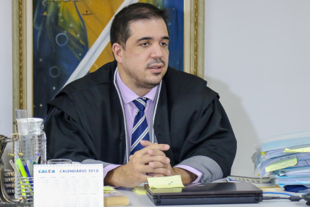 Juiz Marcos Faleiros, que condenou ex-servidor peculato e lavagem de dinheiro