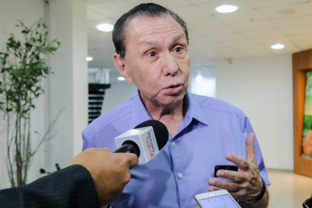 O deputado Carlos Bezerra, que criticou escolha de Jair Bolsonaro para a Economia