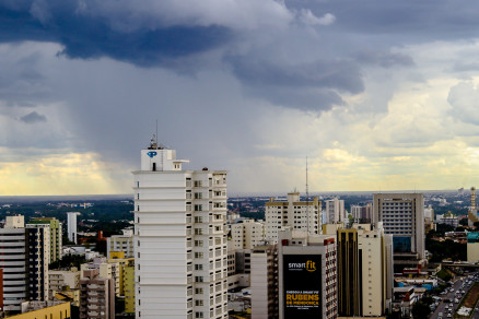 Cuiab ter tempo nublado nos trs dias de feriado, segundo o Inpe