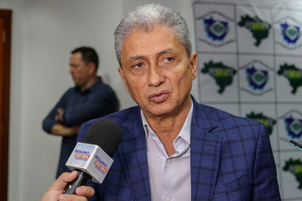 O presidente da Associao Mato-Grossense dos Municpios, Neurilan Fraga