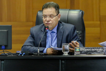 Eduardo Botelho publicou resoluo estabelecendo desconto de 25% do salrio dos faltosos