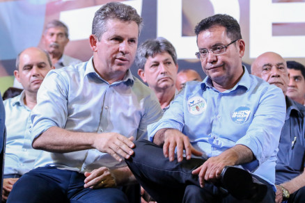 O governador Mauro Mendes com o deputado estadual Eduardo Botelho