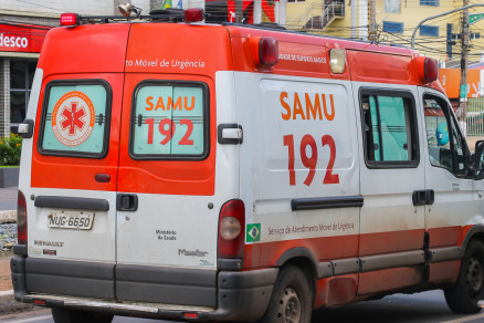 Veculo do Samu (Servio de Atendimento Mdico de Urgncia)