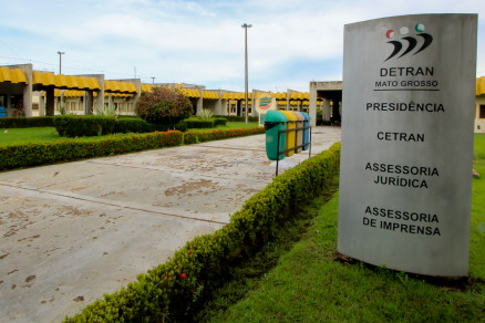 A sede do Departamento Estadual de Tr�nsito de Mato Grosso, em Cuiab� 