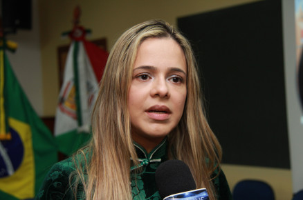Juza Amini Haddad organiza homenagem para mulheres mato-grossenses 