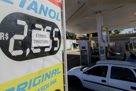 Postos de combustveis de Cuiab j comeam a ficar sem o produto