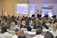 Mais de 400 mulheres participam de evento especializado em agronegcio
