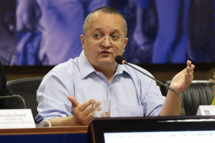 O governador Pedro Taques: teto de gastos em campanha