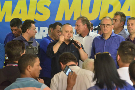 Governador Pedro Taques (PSDB) em reuni�o suprapartid�ria
