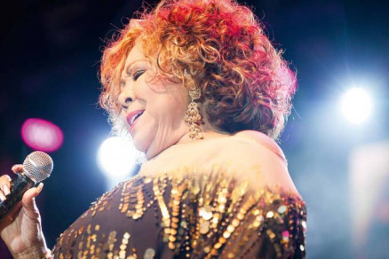 Alcione  internada em So Paulo e passa por cirurgia no corao