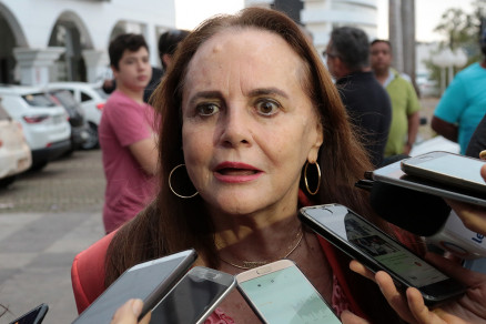 A ex-senadora Serys Slhessarenko, que demonstrou apoio  candidatura da filha