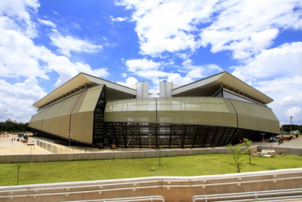 A entrada ser� pelo port�o J, da Arena; hor�rio de atendimento � das 12h �s 18h