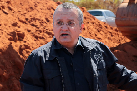 O goveranador e candidato  reeleio, Pedro Taques: arrecadao de R$ 638 mil