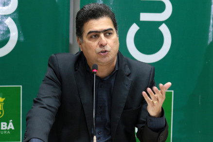 O prefeito Emanuel Pinheiro, que defende di�logo com categoria